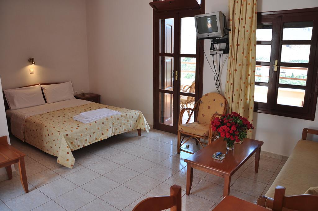 Kato Zakros Palace Apartments Luaran gambar