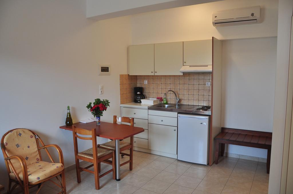 Kato Zakros Palace Apartments Luaran gambar