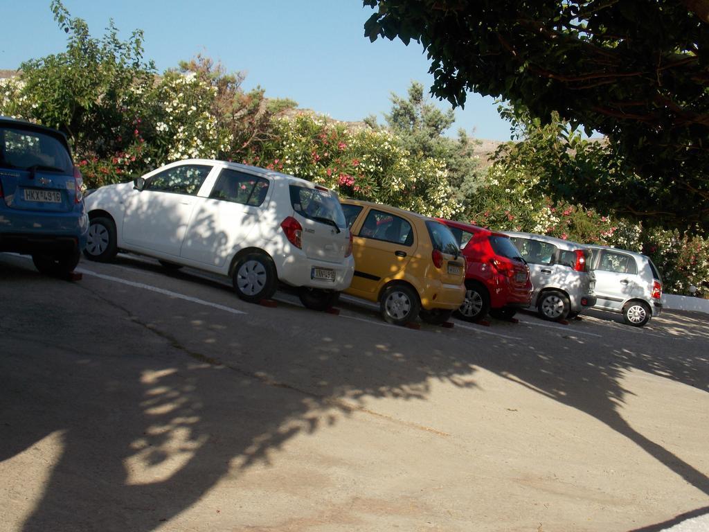 Kato Zakros Palace Apartments Luaran gambar
